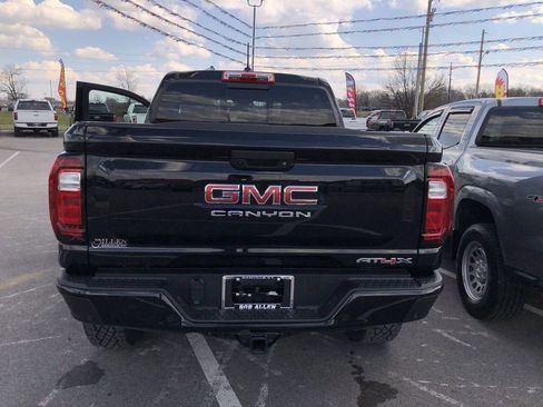 Used 2024 GMC Canyon AT4X AWD/4WD image 10