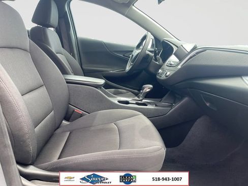 Used 2023 Chevrolet Malibu LT FWD image 16