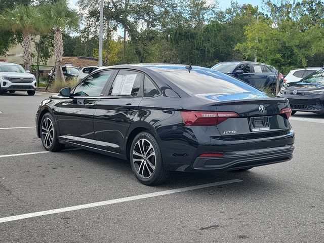 Certified 2024 Volkswagen Jetta Sport FWD image 3