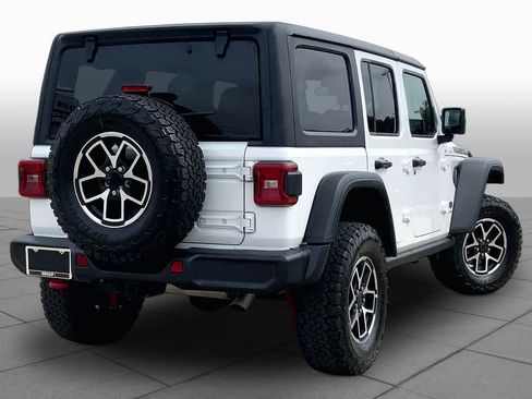 Used 2026 Jeep Wrangler Unlimited Rubicon AWD/4WD image 13