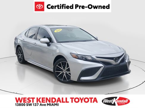 Certified 2024 Toyota Camry SE w/ Convenience Package FWD image 1