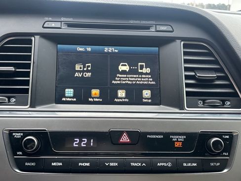 Used 2016 Hyundai Sonata Limited w/ Cargo Package image 12