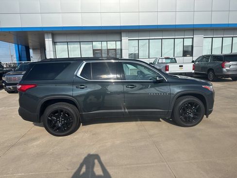 Used 2019 Chevrolet Traverse LT w/ LT Premium Package FWD image 32