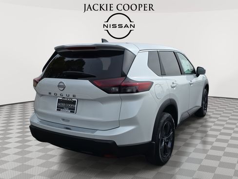 New 2026 Nissan Rogue SV w/ Cold Weather Package image 5