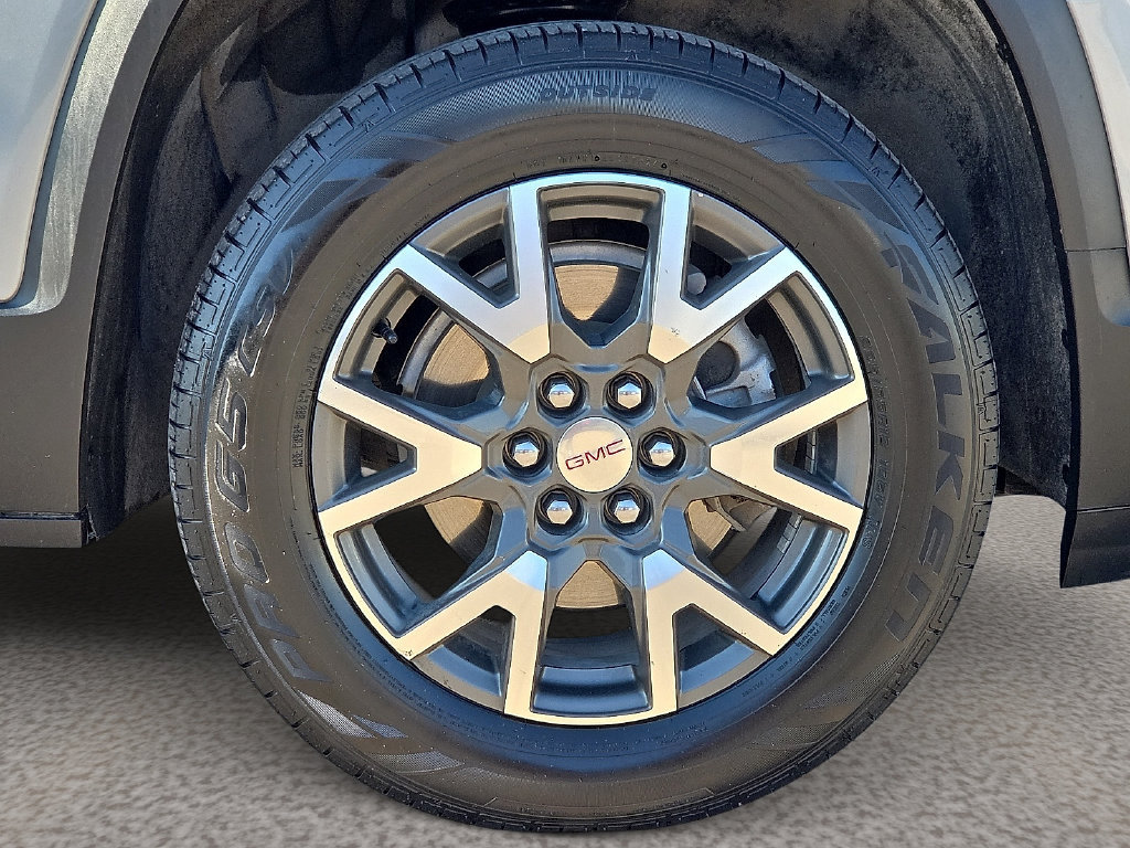 Used 2023 GMC Acadia SLE FWD image 7
