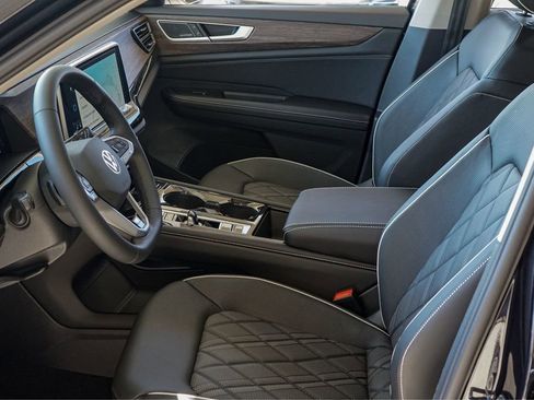 New 2026 Volkswagen Atlas SEL Premium R-Line AWD/4WD image 10