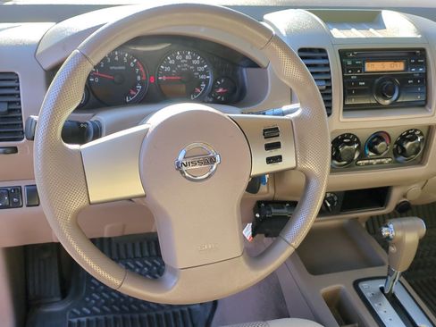 Used 2008 Nissan Frontier SE w/ SE Value Truck Pkg image 15