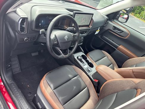 New 2026 Ford Bronco Sport Outer Banks w/ Outer Banks Tech Package+ AWD/4WD image 15