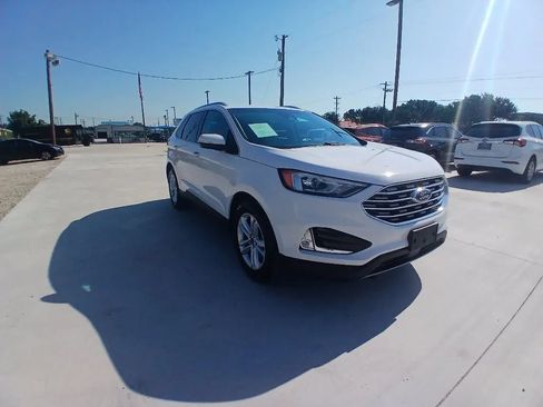 Used 2020 Ford Edge SEL AWD/4WD image 3