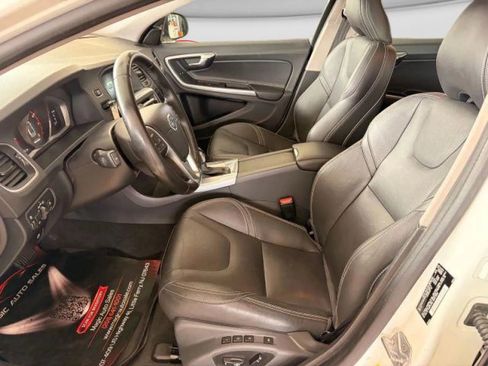 Used 2017 Volvo S60 T5 Dynamic w/ Vision Package AWD/4WD image 9