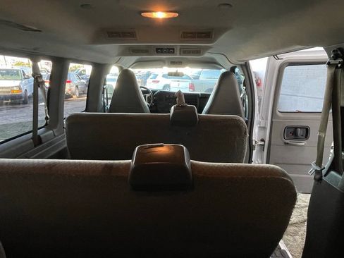 Used 2017 Chevrolet Express 2500 LS image 18