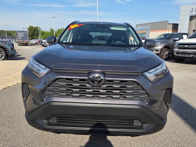 Used 2024 Toyota RAV4 XLE AWD/4WD image 2