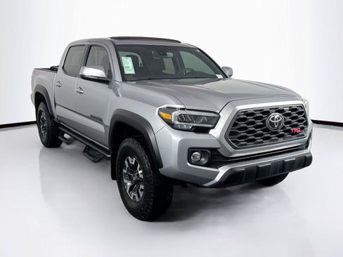 Certified 2021 Toyota Tacoma TRD Off-Road w/ TRD Premium Off Road Package AWD/4WD image 10