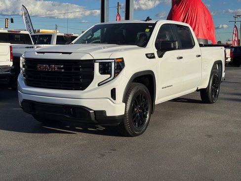 Used 2025 GMC Sierra 1500 Pro w/ Graphite Edition image 7