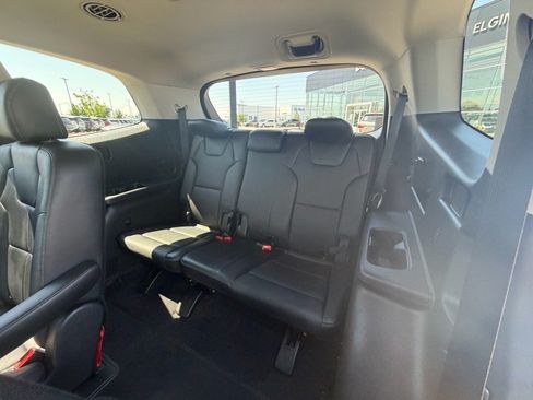 Used 2022 Kia Telluride EX w/ EX Premium Package FWD image 7