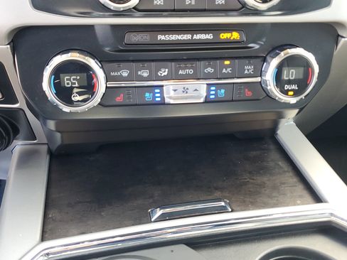 Used 2022 Ford F350 Lariat w/ Lariat Ultimate Package image 25