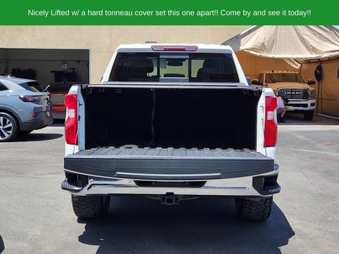 Used 2021 Chevrolet Silverado 1500 LTZ w/ LTZ Convenience Package II AWD/4WD image 11