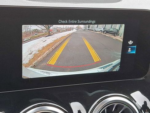 Certified 2023 Mercedes-Benz GLB 250 4MATIC image 15