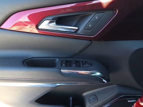 New 2026 Chevrolet Traverse Z71 w/ Enhanced Driving Package image 13