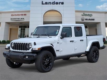 Used 2025 Jeep Gladiator Sport