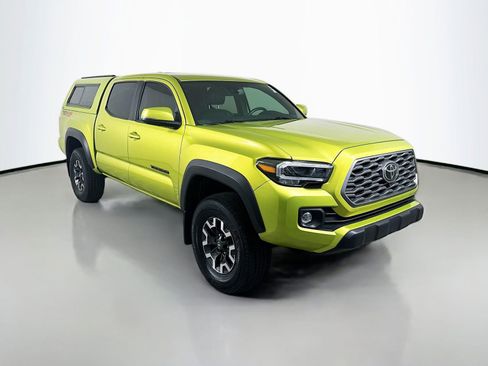 Used 2023 Toyota Tacoma TRD Off-Road w/ TRD Premium Off Road Package AWD/4WD image 7