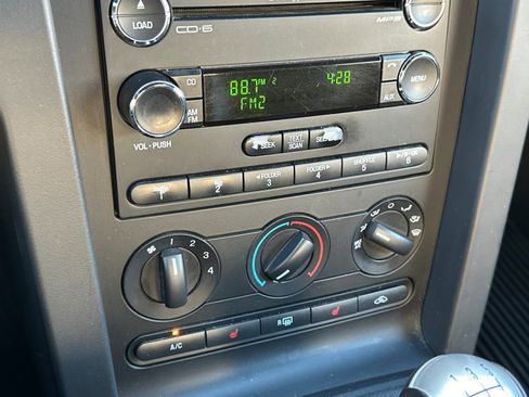 Used 2008 Ford Mustang GT Premium image 26