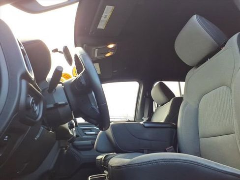 Certified 2022 RAM 1500 Big Horn image 28