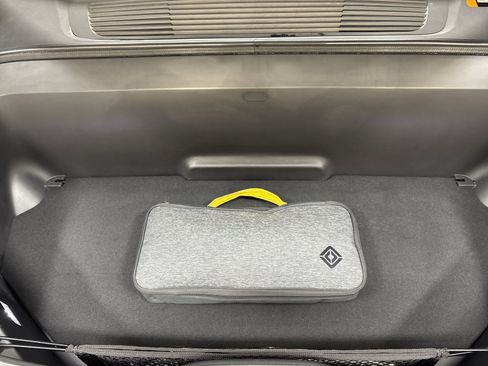 Used 2023 Rivian R1S Adventure image 14