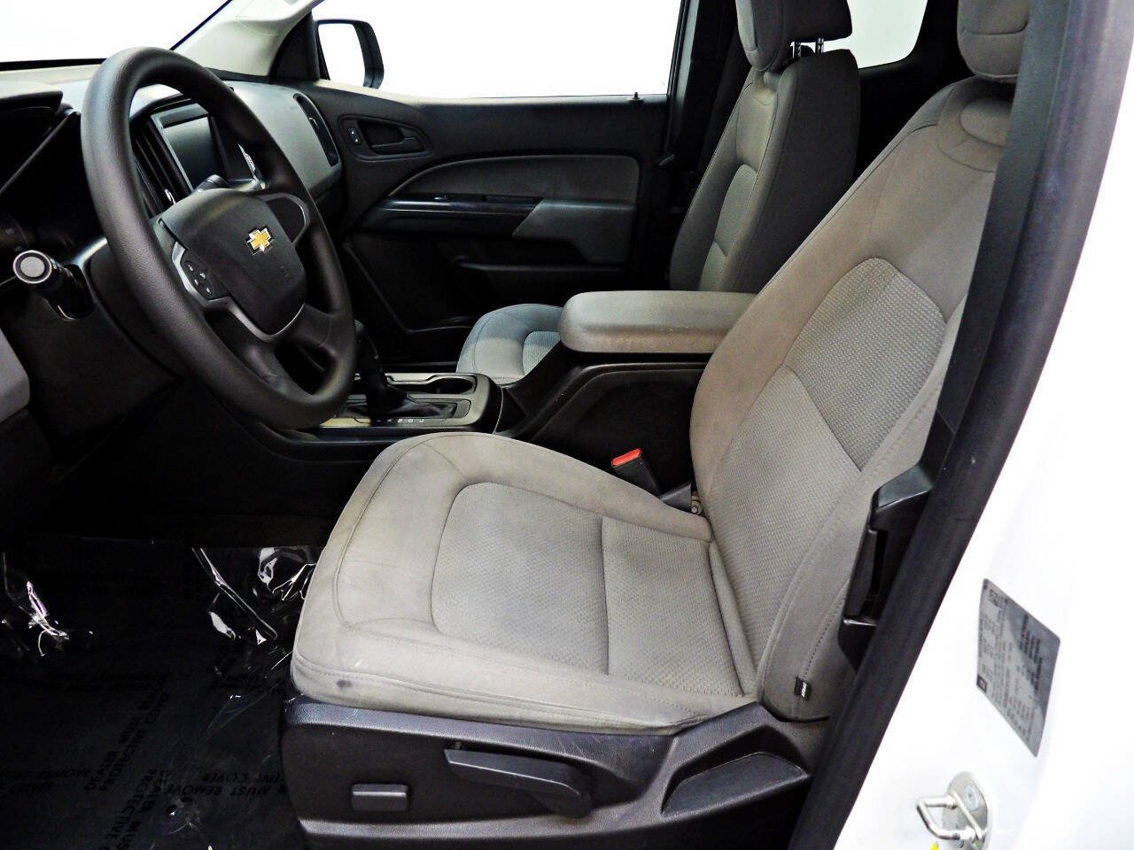 Used 2017 Chevrolet Colorado W/T w/ WT Convenience Package RWD image 8