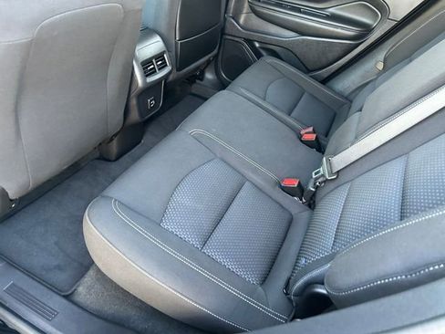 Used 2024 GMC Terrain SLE image 12