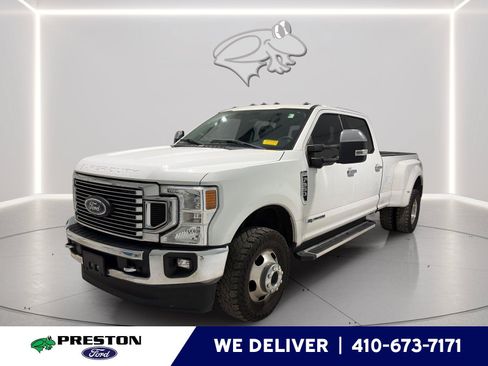 Used 2022 Ford F350 XLT w/ XLT Premium Package AWD/4WD image 1