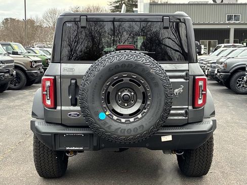 New 2025 Ford Bronco Badlands w/ Sasquatch Package image 3