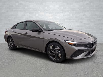 New 2025 Hyundai Elantra SEL