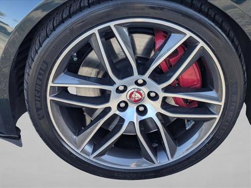 Used 2020 Jaguar F-TYPE R-Dynamic RWD image 23