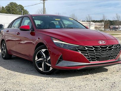 Used 2023 Hyundai Elantra Limited