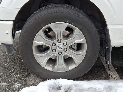 Used 2021 Ford F150 Platinum w/ Equipment Group 701A High image 3