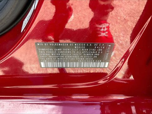 Used 2016 Volkswagen Jetta SEL w/ Lighting Package image 32