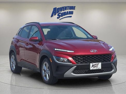 Used 2023 Hyundai Kona SEL w/ Cargo Package FWD image 1