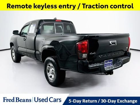 Used 2023 Toyota Tacoma SR AWD/4WD image 8