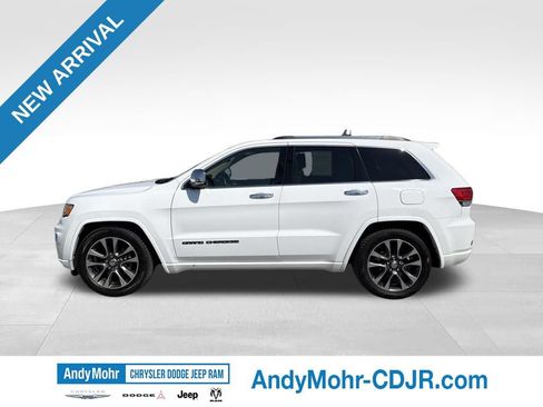 Used 2017 Jeep Grand Cherokee Overland AWD/4WD image 4
