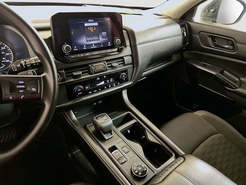 Used 2024 Nissan Pathfinder S w/ Cargo Package image 25