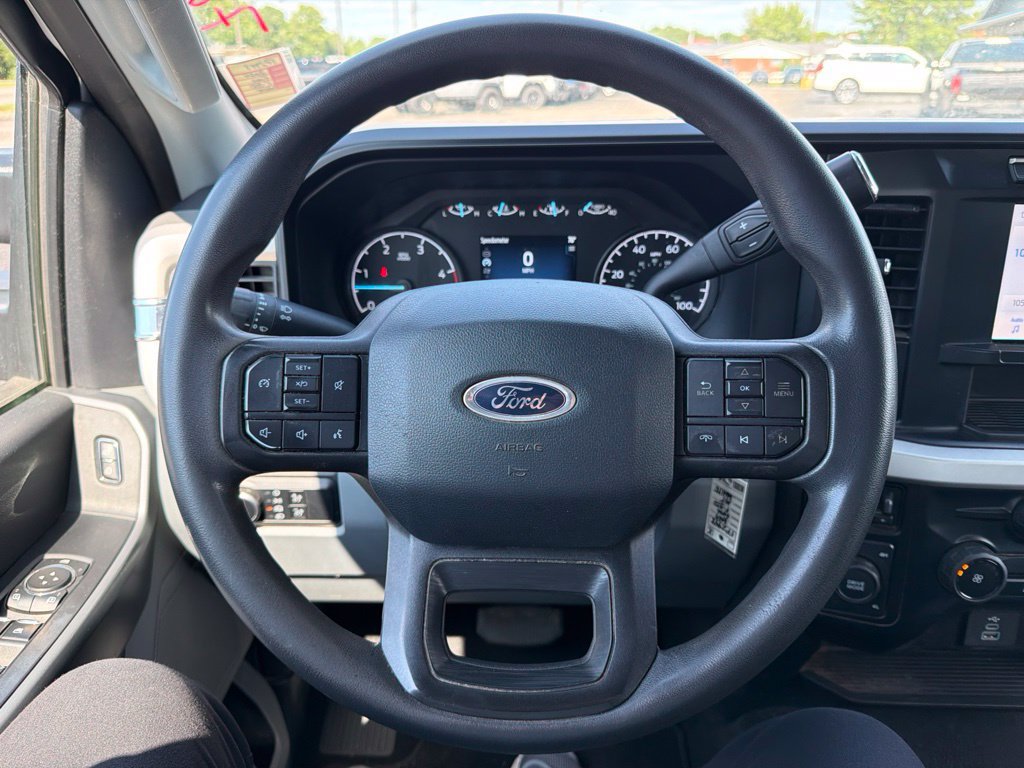 Used 2024 Ford F350 XLT AWD/4WD image 24