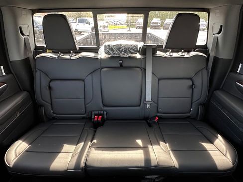 New 2026 GMC Sierra 3500 Denali w/ Denali Reserve Package AWD/4WD image 24