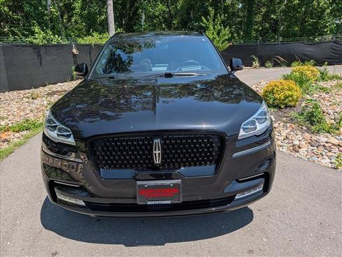 Certified 2023 Lincoln Aviator Reserve w/ Equipment Group 201A AWD/4WD image 8