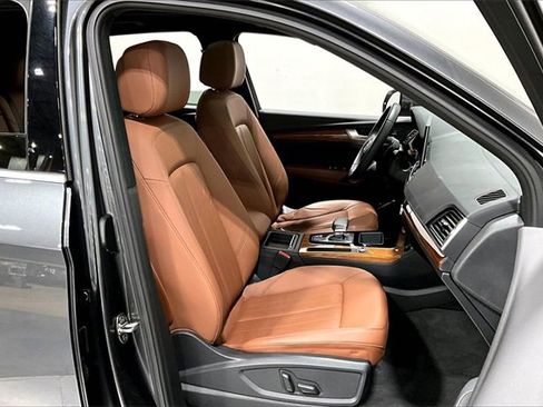 Used 2022 Audi Q5 2.0T Premium image 7