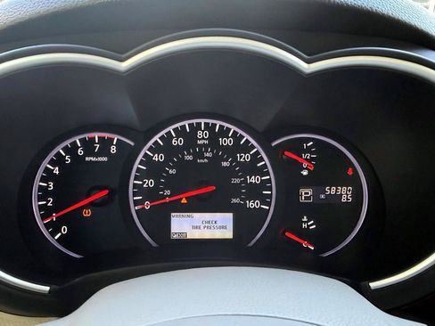 Used 2012 Nissan Quest SV FWD image 24