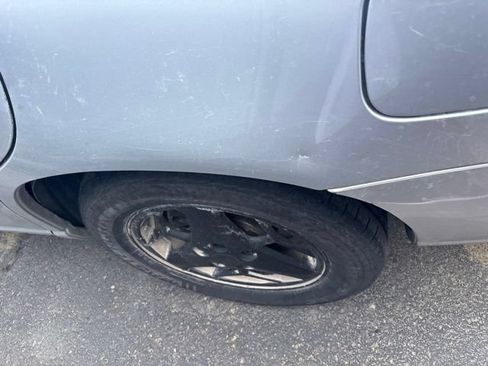 Used 2003 Pontiac Grand Prix SE FWD image 14