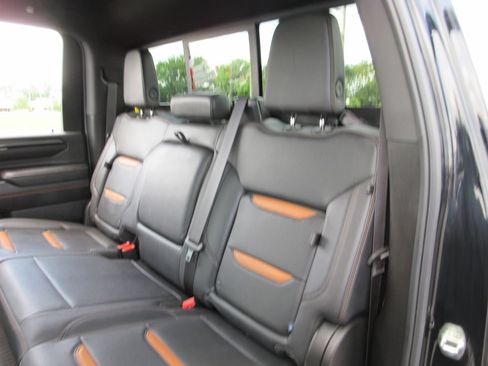 Certified 2024 GMC Sierra 3500 AT4 w/ AT4 Premium Plus Package AWD/4WD image 25