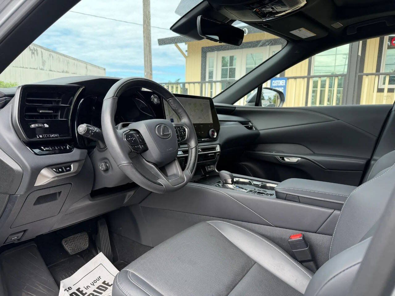 Used 2024 Lexus RX 350 Premium w/ Convenience Package AWD/4WD image 10
