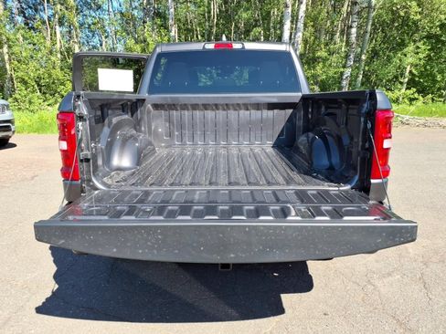 New 2026 RAM 1500 Big Horn AWD/4WD image 17